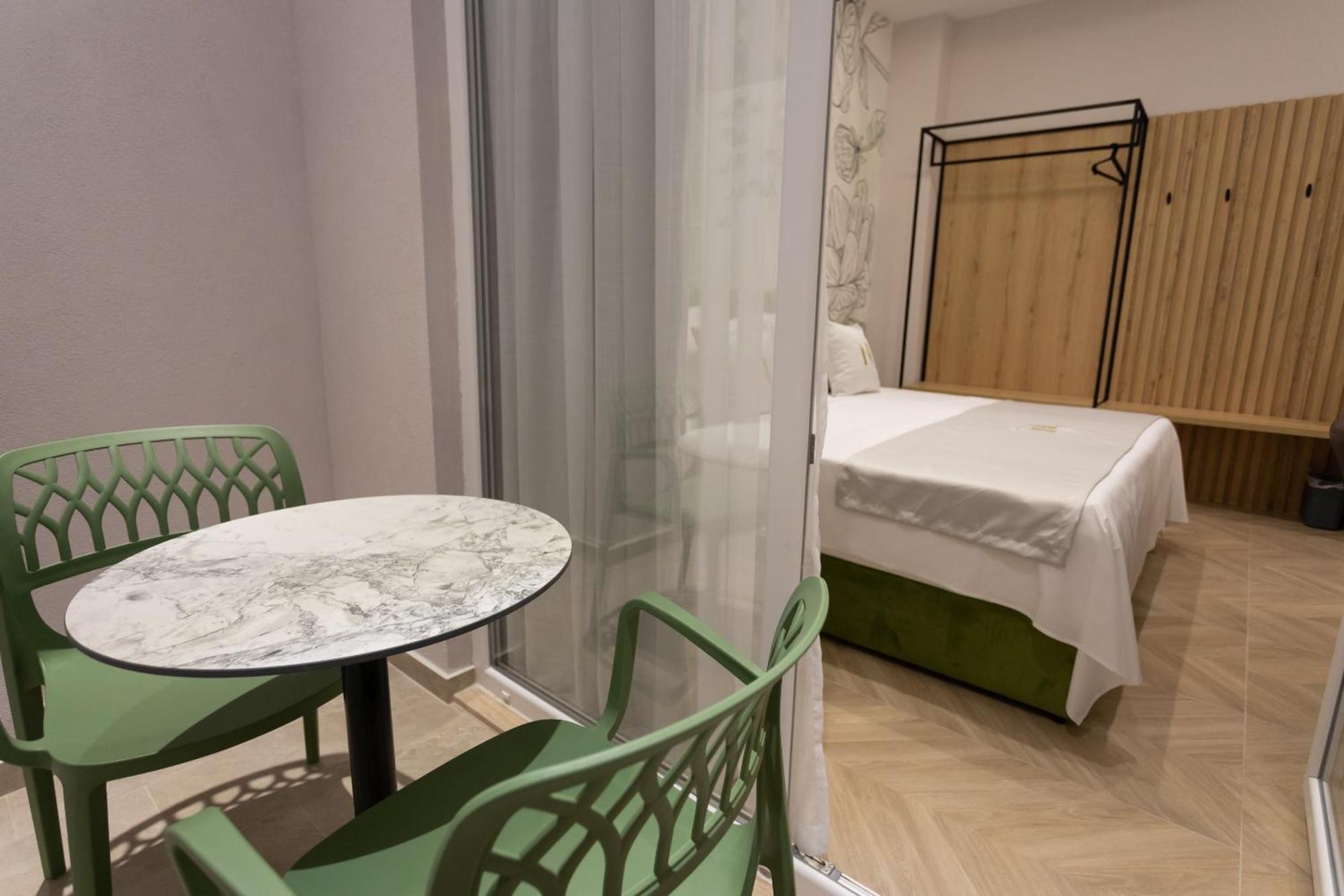 Nayel Hotel Durrës Kültér fotó